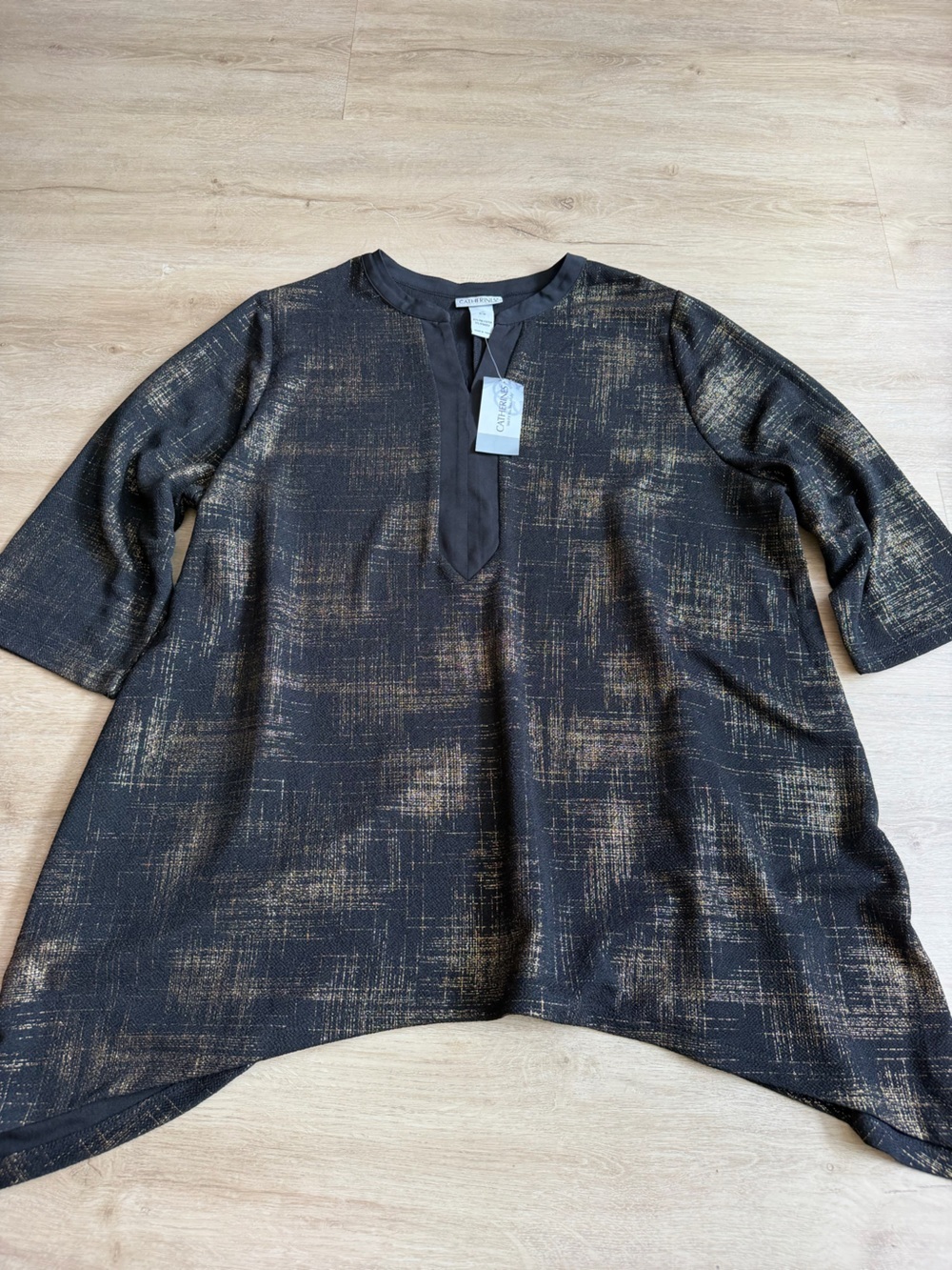 Catherines Womens 1X Plus Size Black Shimmering Gold Pullover Blouse NWT